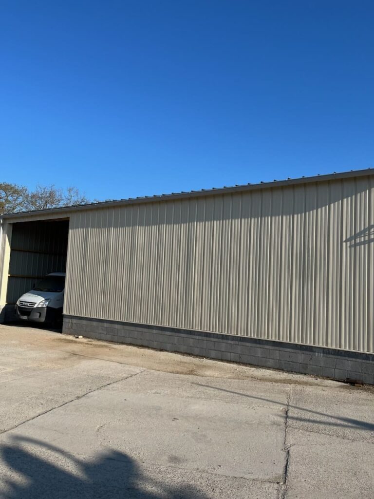 2025-04-28_hangar_clohars_carnoet4